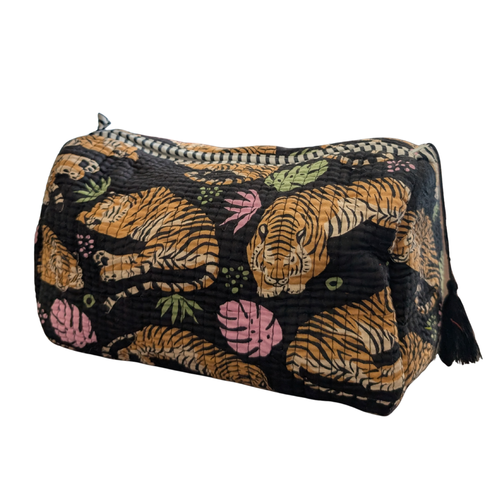 Quilted Makeup/Toiletry Bag: Default Title
