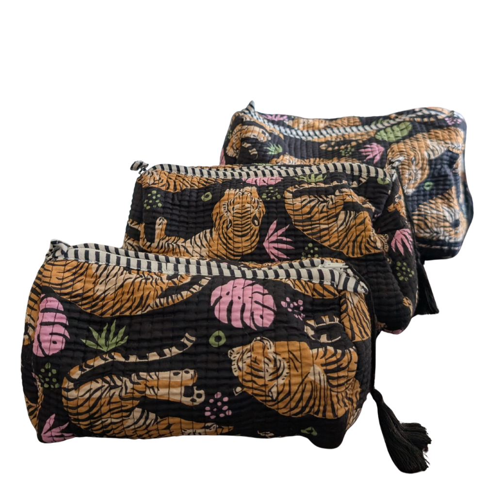 Quilted Makeup/Toiletry Bag: Default Title